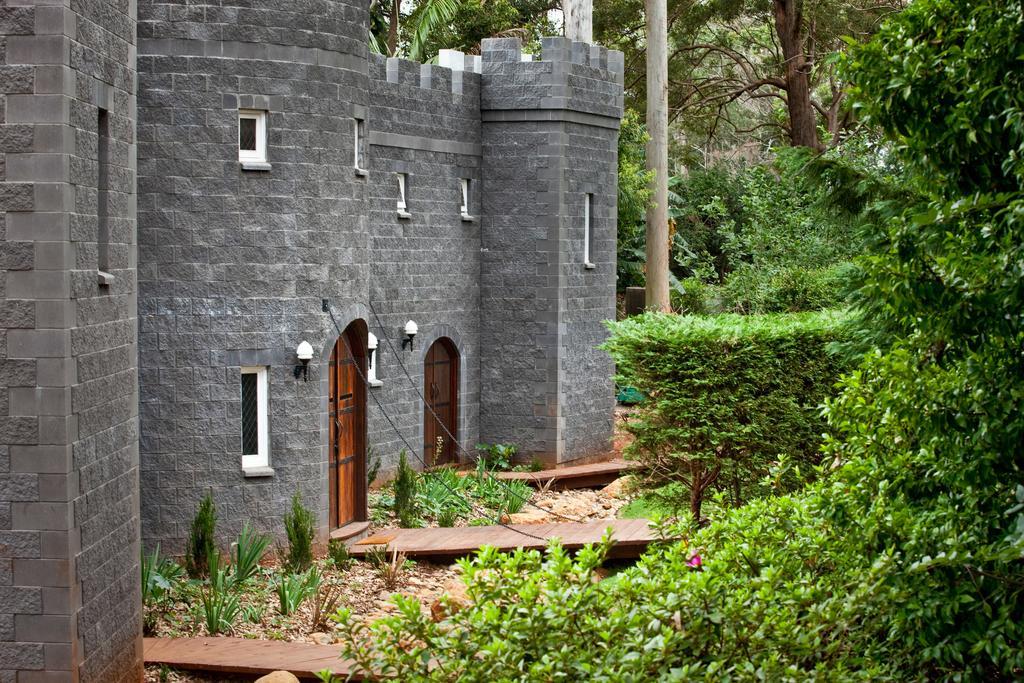Hotel The Castle On Tamborine Mount Tamborine Esterno foto